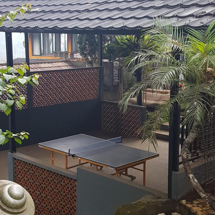 Villa Chacha At Macarena, Megamendung Екстериор снимка